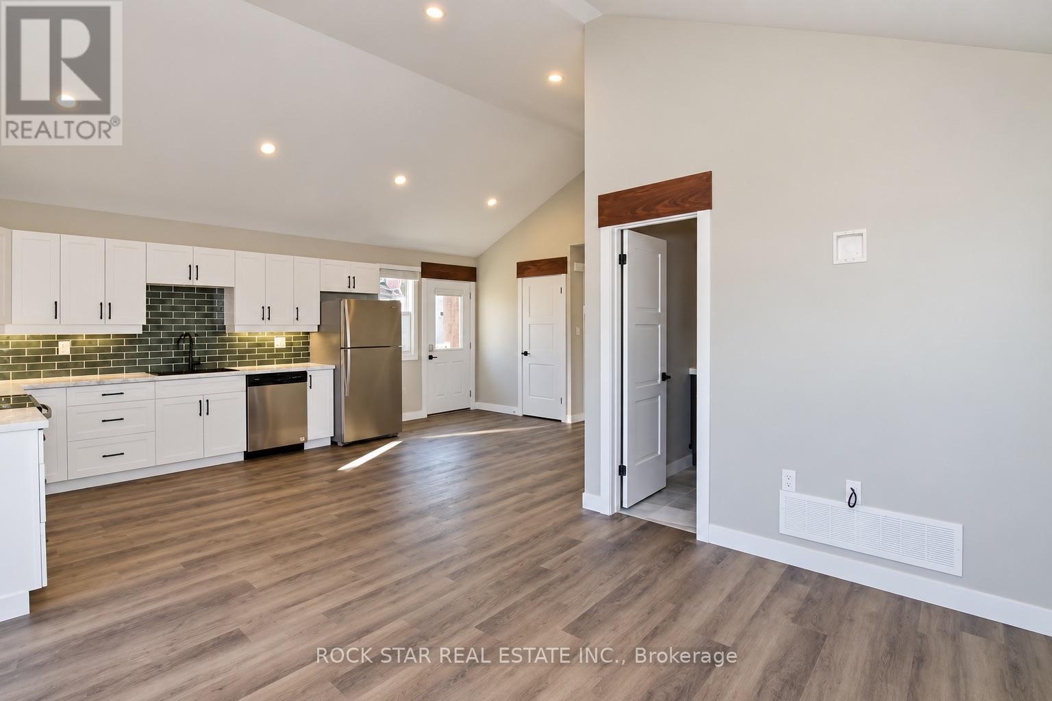 134 OAKSIDE Street, London East, ON photo 15