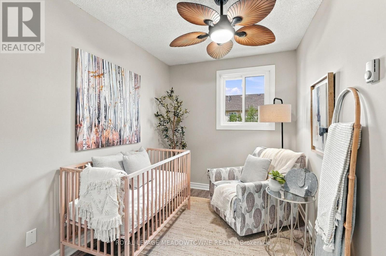 #36 1115 NELLIS STREET - 23