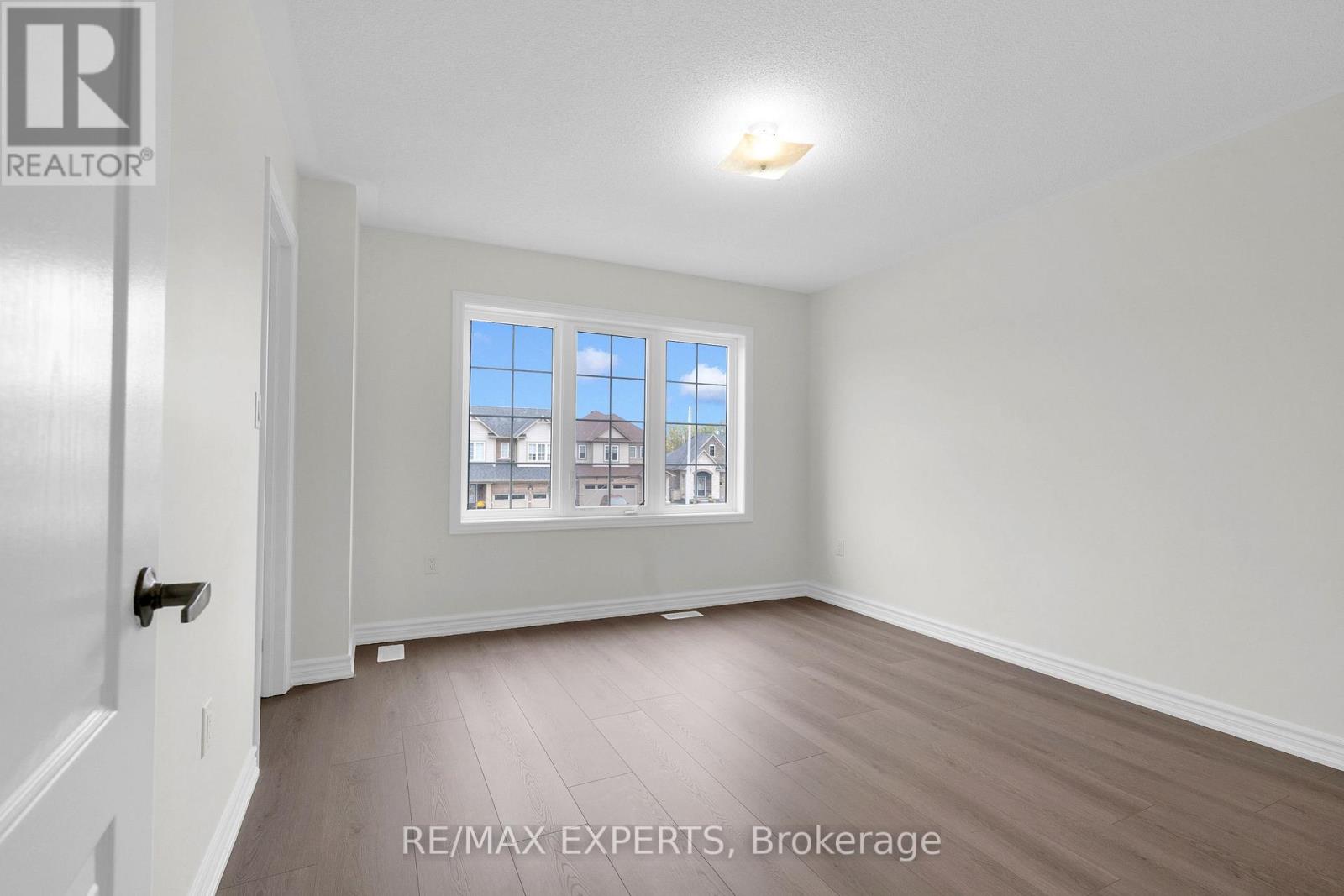 157 Tumblewood Center — photo 27