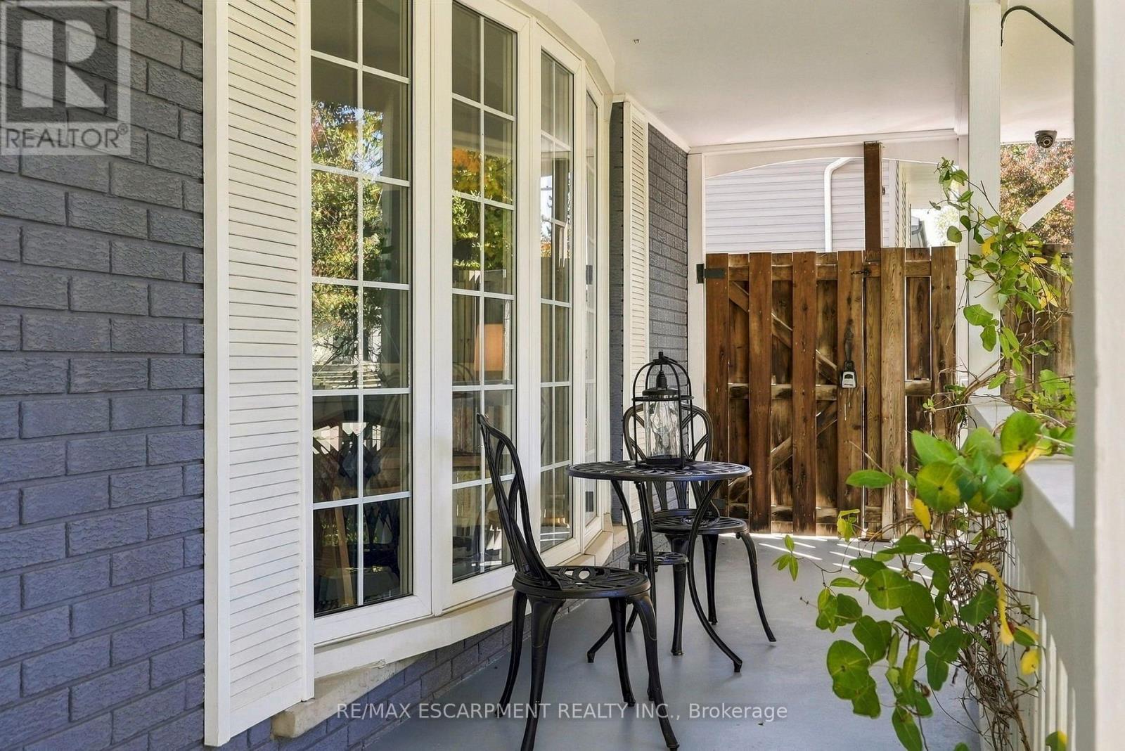 66 Skyline Drive, Hamilton, ON photo 7