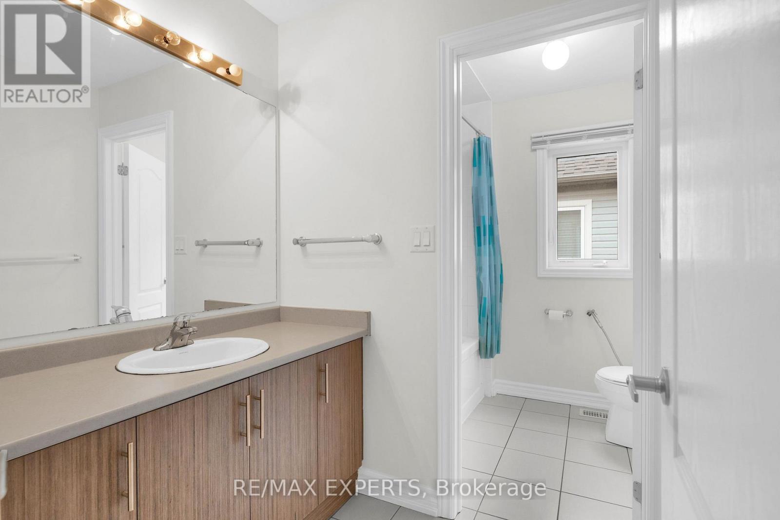 157 Tumblewood Center, Welland, ON photo 23