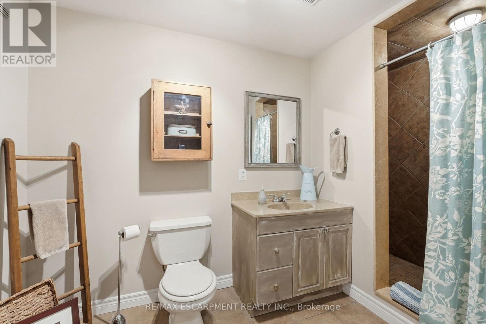 14 Gavin Drive, Hamilton, ON photo 36