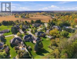 14 Gavin Drive, Hamilton, ON L8B0Z2 Photo 44