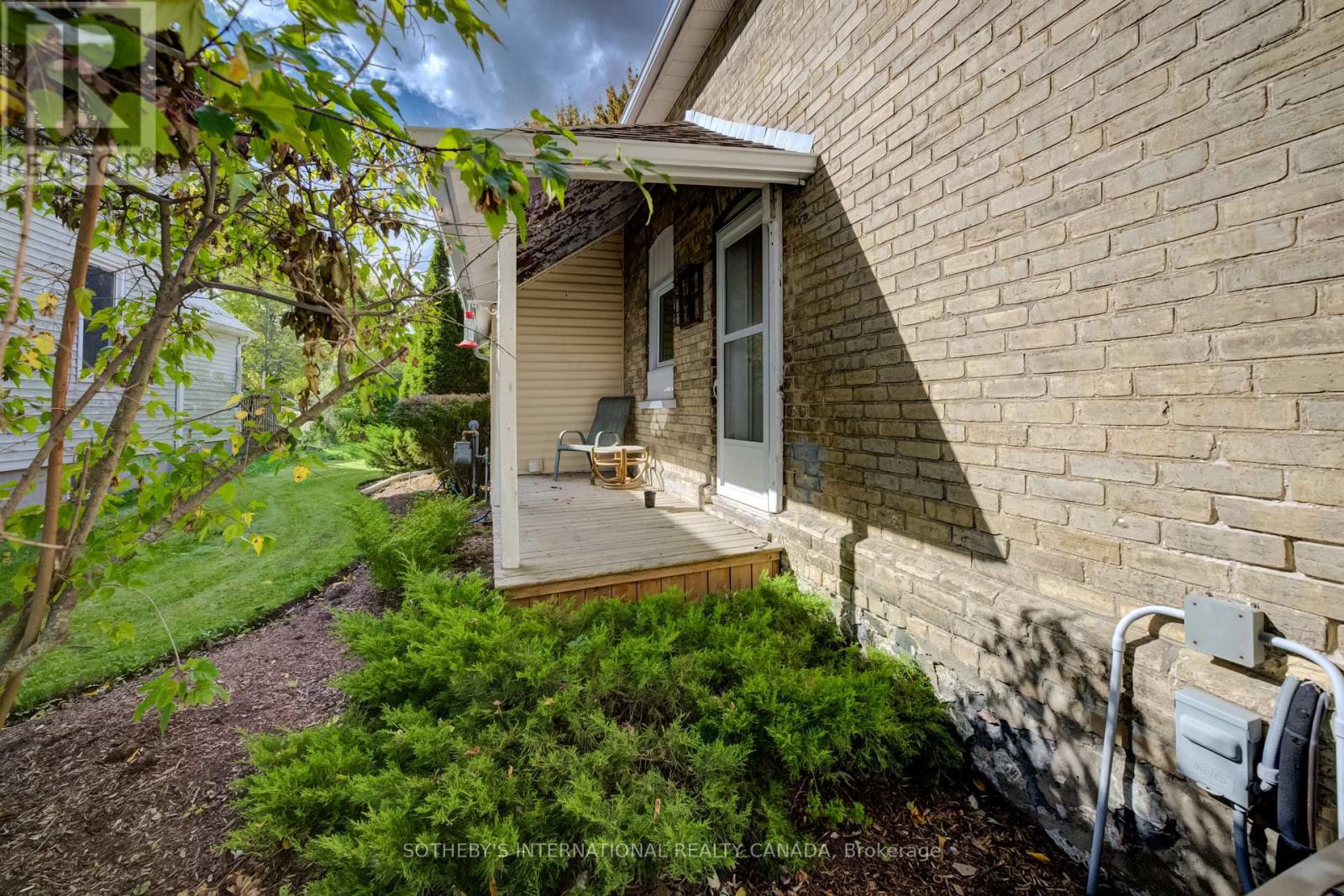 115 John Street, East Zorra-Tavistock, ON photo 8