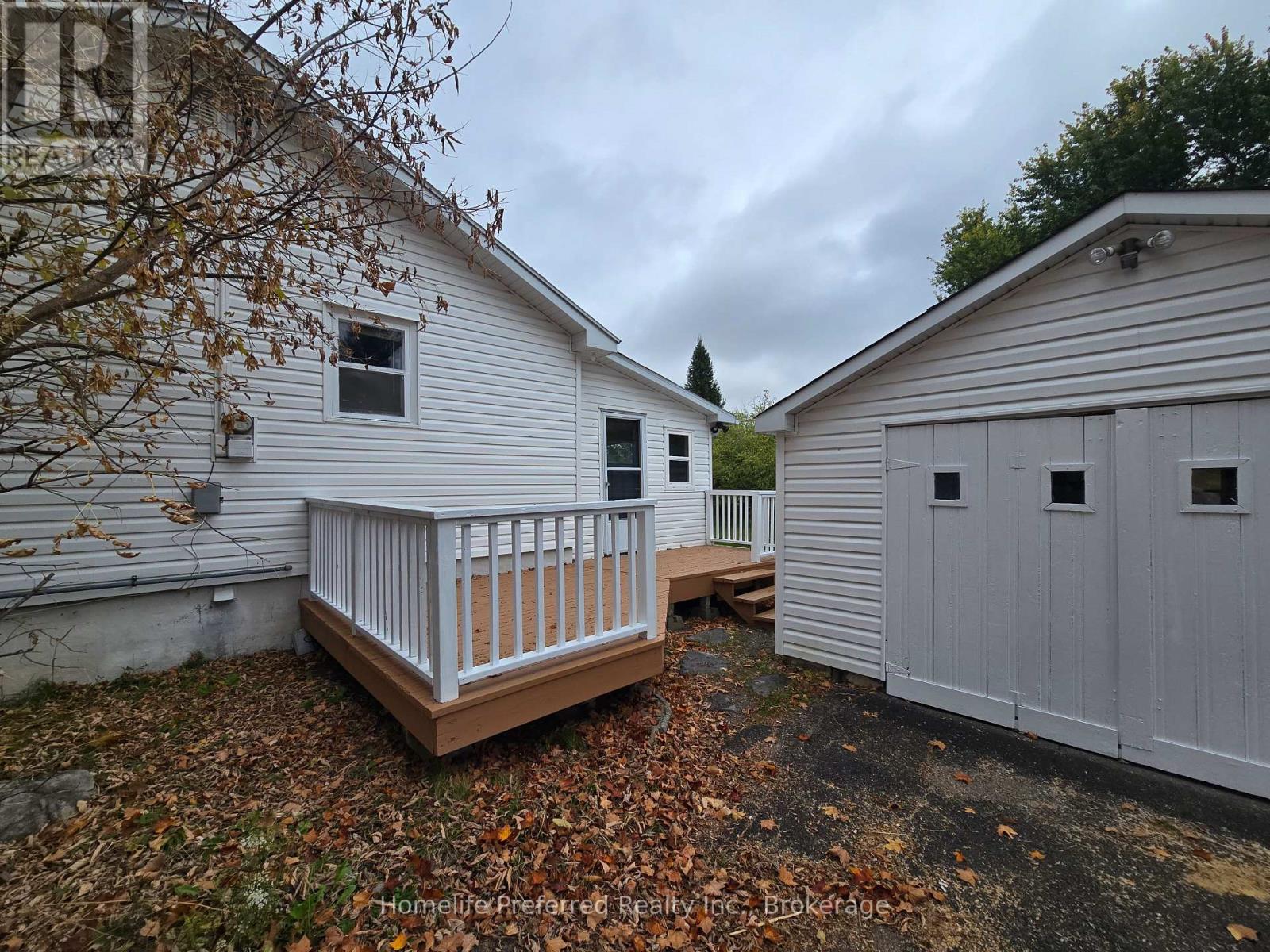 5634 Philip Street — photo 24