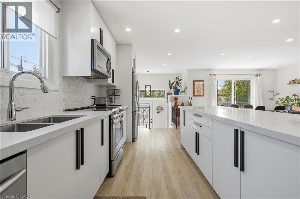 23 Green Maple Drive — photo 10