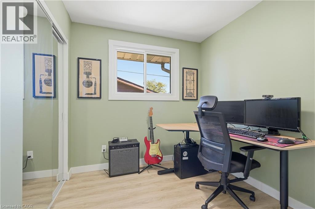 23 Green Maple Drive — photo 18