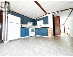 4pc Bathroom - 33 First Street, Howie Centre, NS B1L1C9 Photo 6