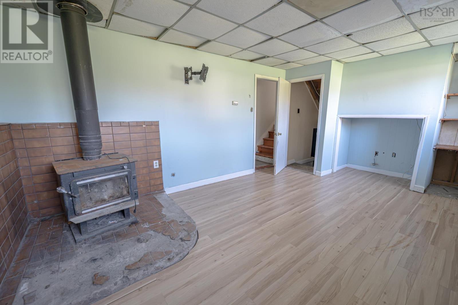 Property 28 of 40 of 100 Morris Street