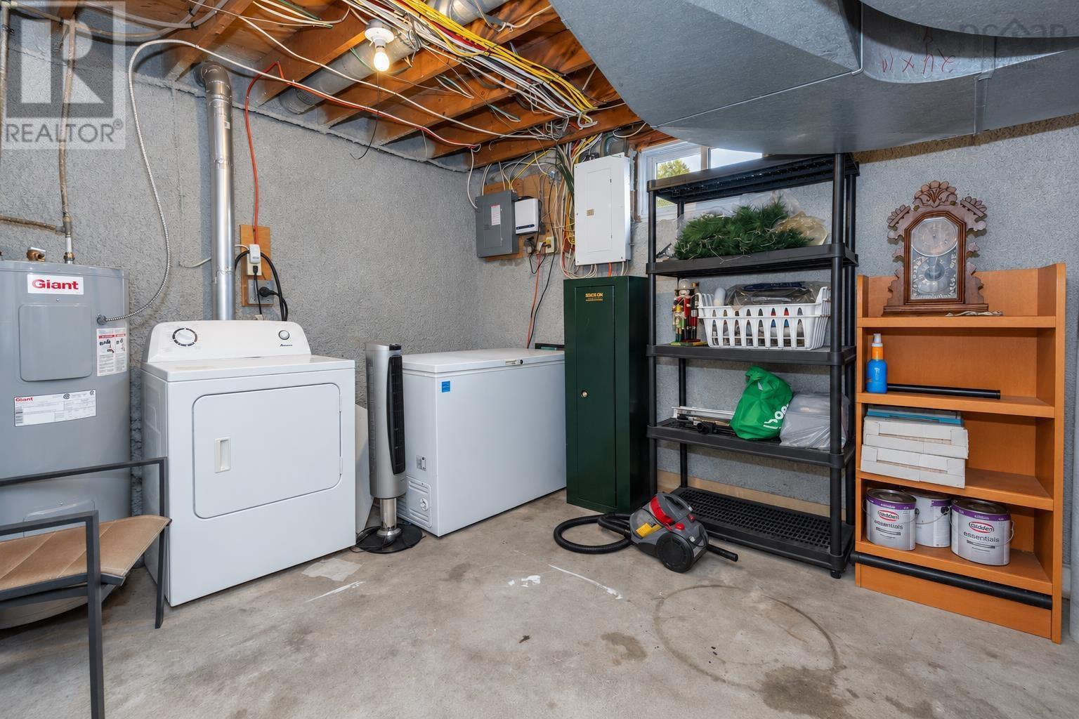 Property 32 of 38 of 936 Upper Prince Street