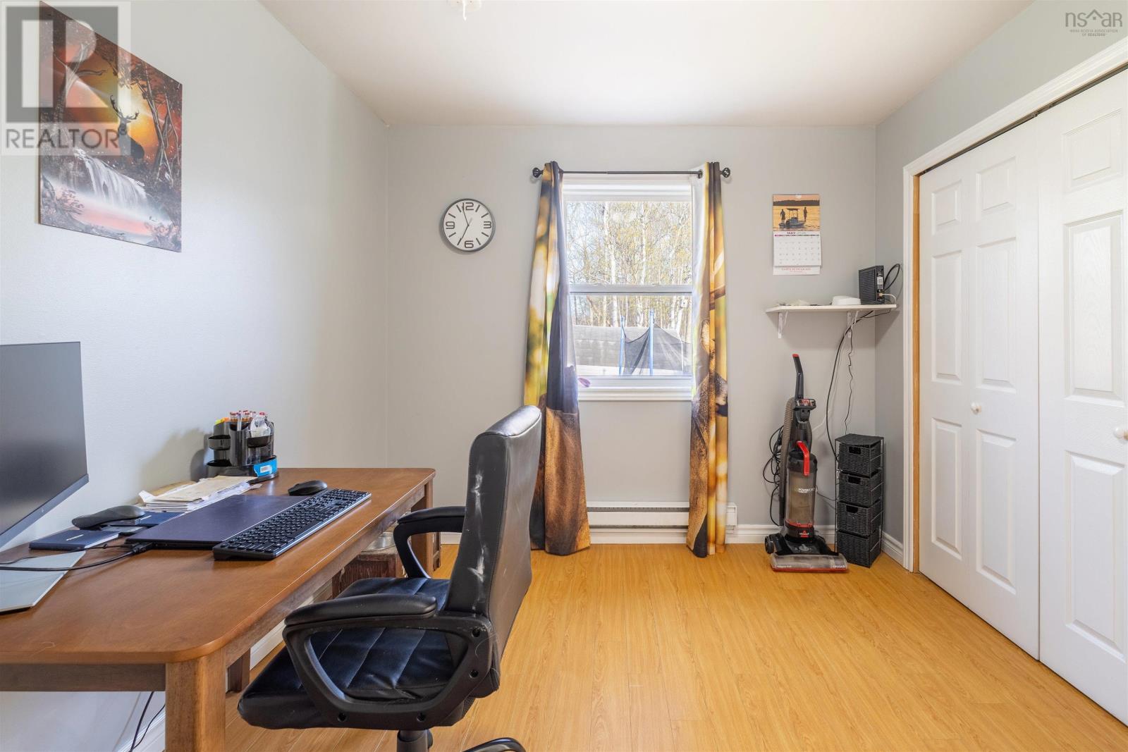 Property 29 of 40 of 25 MacDonald Crescent