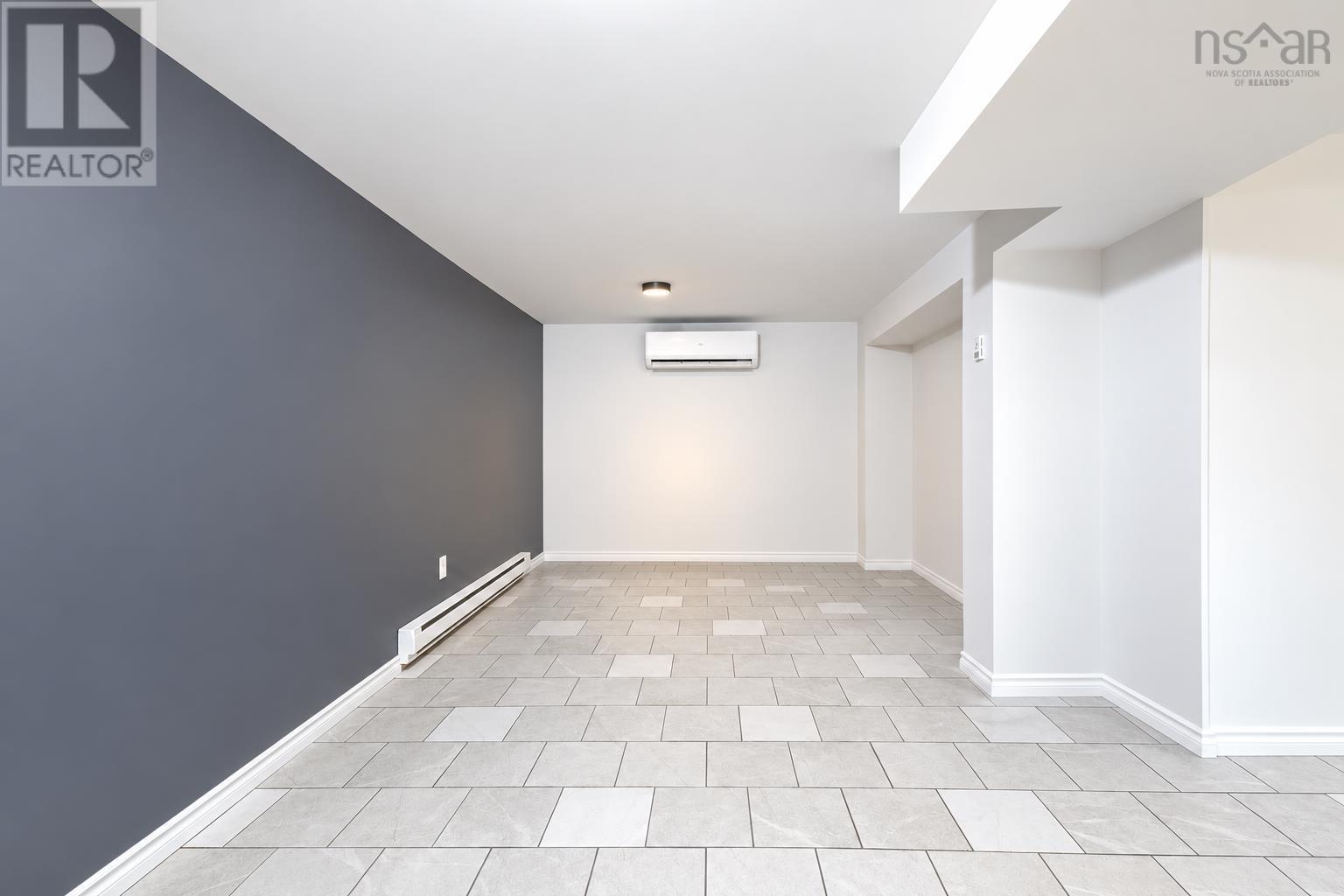 Property 34 of 40 of 25 MacDonald Crescent