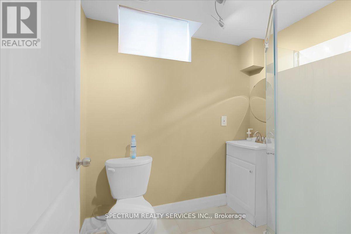 1379 Rolph Terrace — photo 27