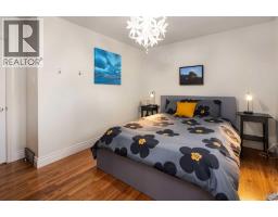 4207 5 Avenue SW - photo 22