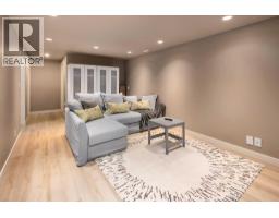 4207 5 Avenue SW - photo 25