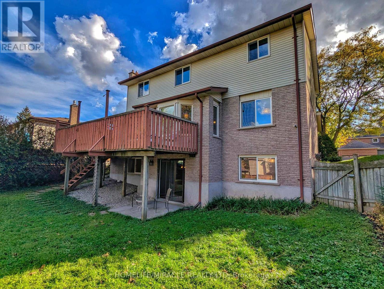 488 Heather Hill Place, Waterloo, ON photo 45