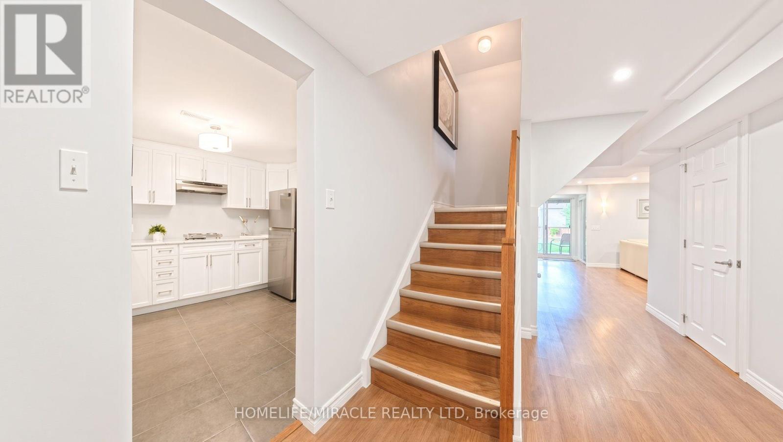 488 Heather Hill Place, Waterloo, ON photo 37