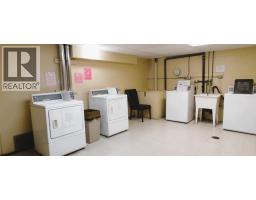 625 Rowcliffe Avenue Unit# 207, Kelowna, BC V1Y5Y8 Photo 17