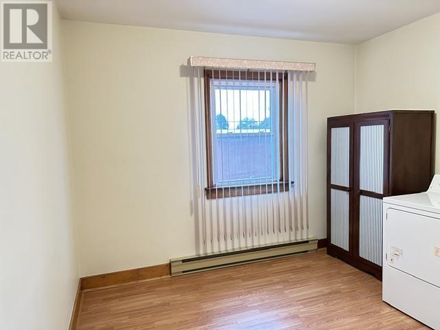 134 Henrietta Ave — photo 16