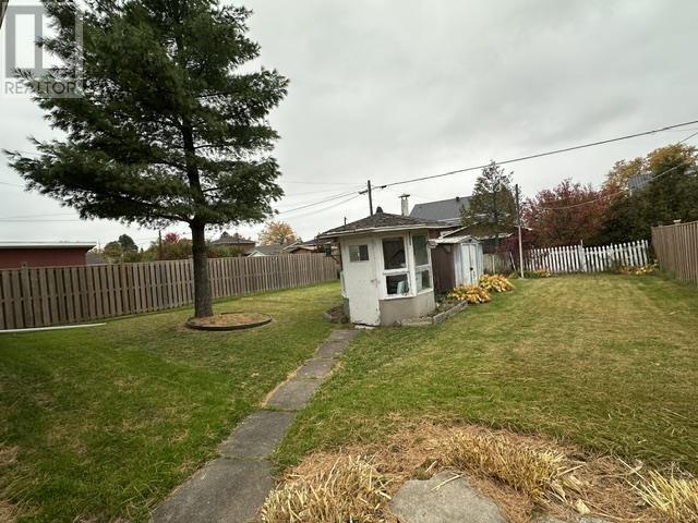134 Henrietta Ave — photo 40