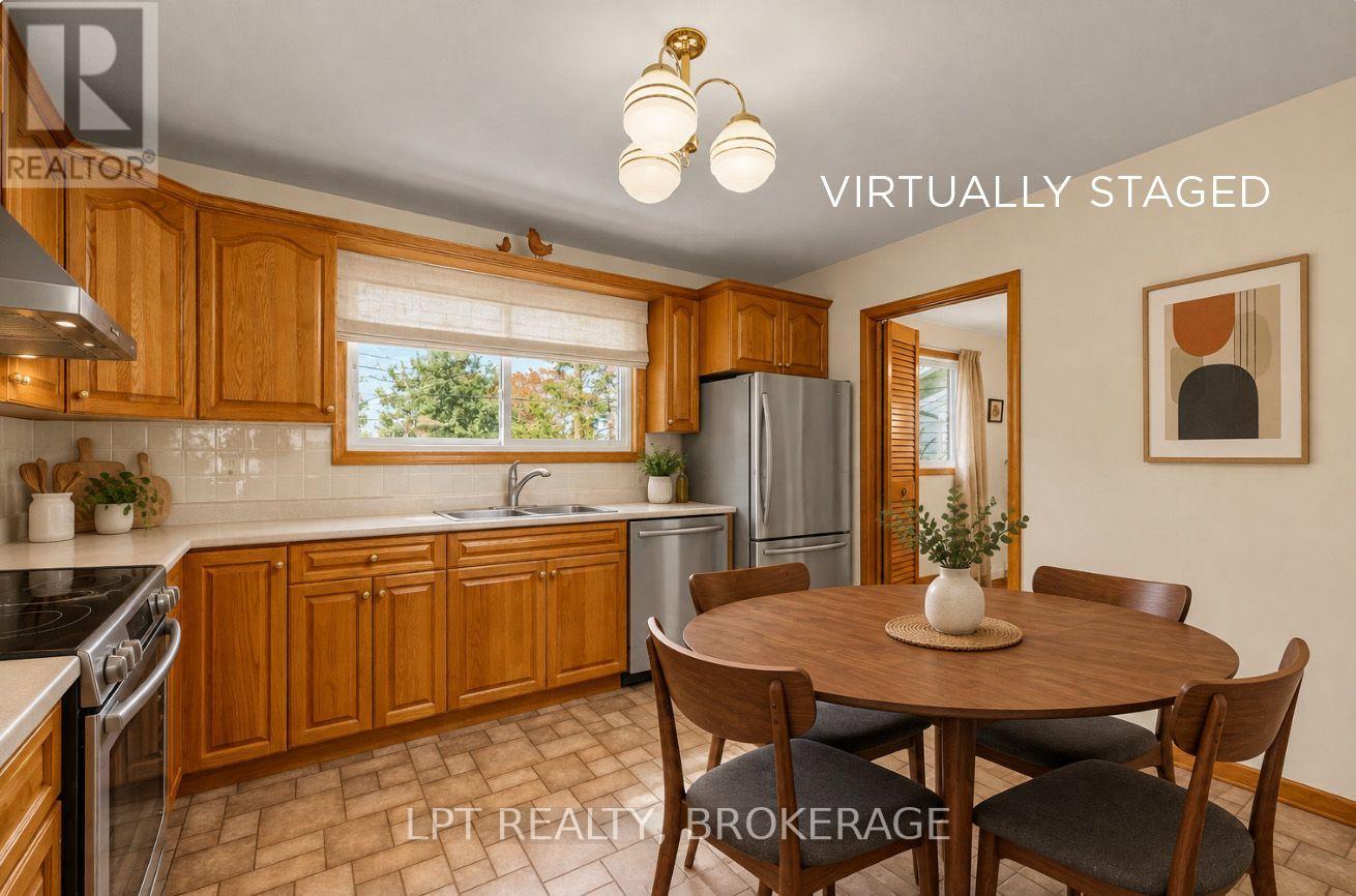 124 Campbell Crescent — photo 13