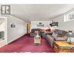 192 St. Lawrence Street W, Centre Hastings, ON K0K2K0 Photo 17