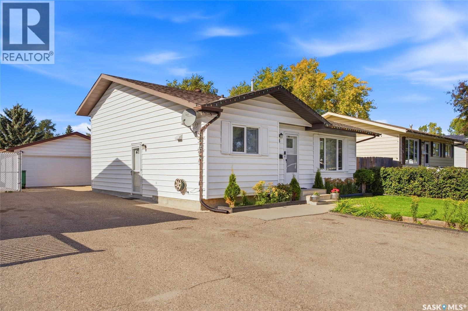 403 Sherry CRESCENT - 44