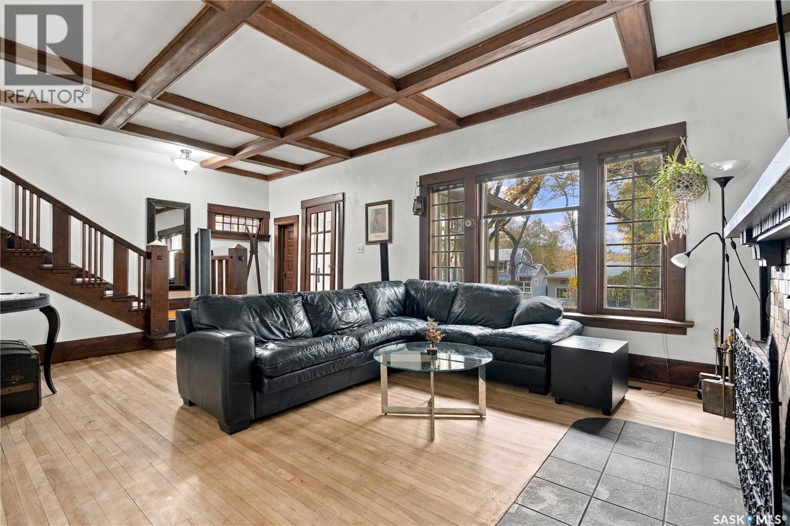 709 McPherson AVENUE - 11