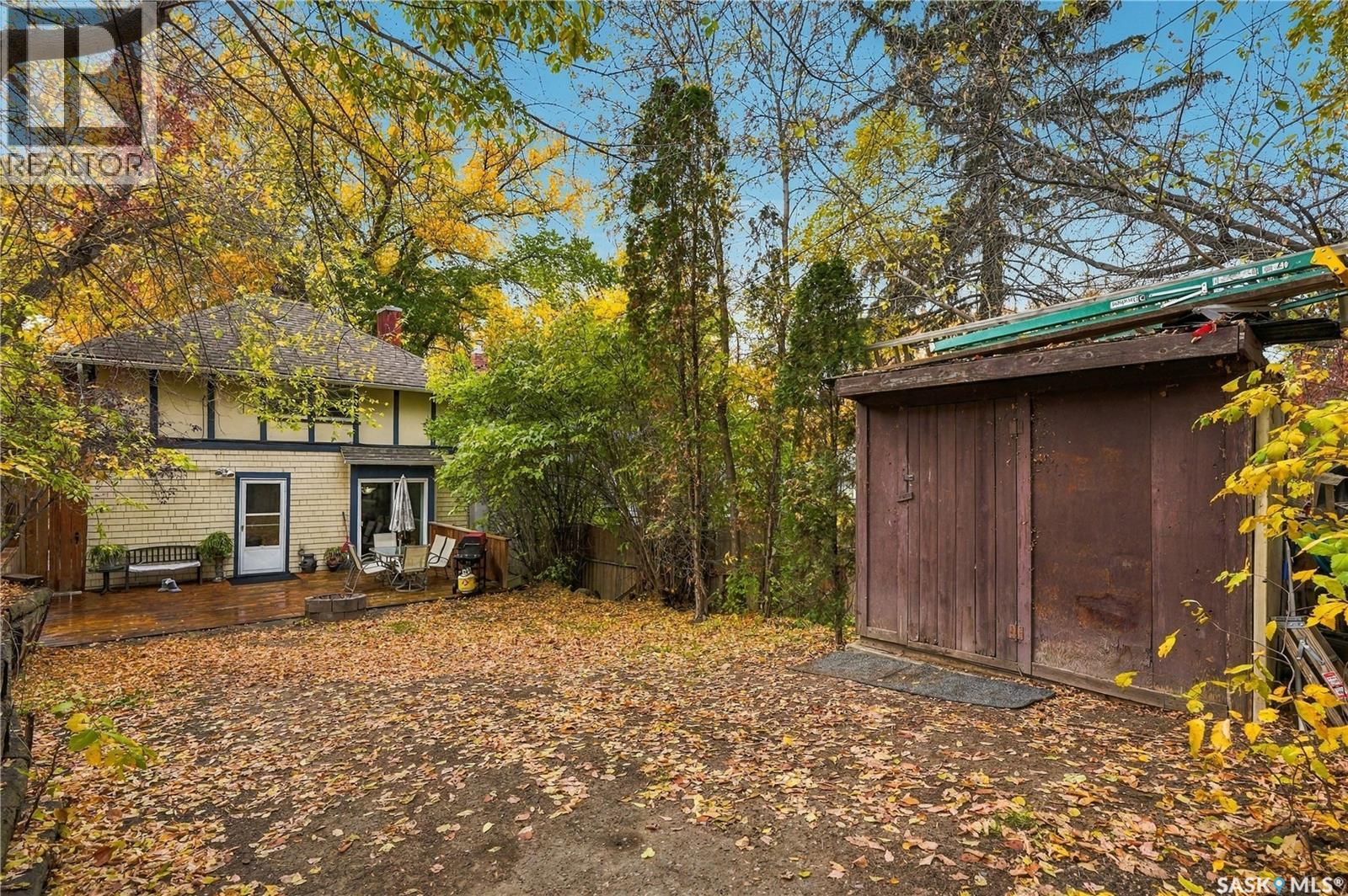 709 McPherson AVENUE - 42