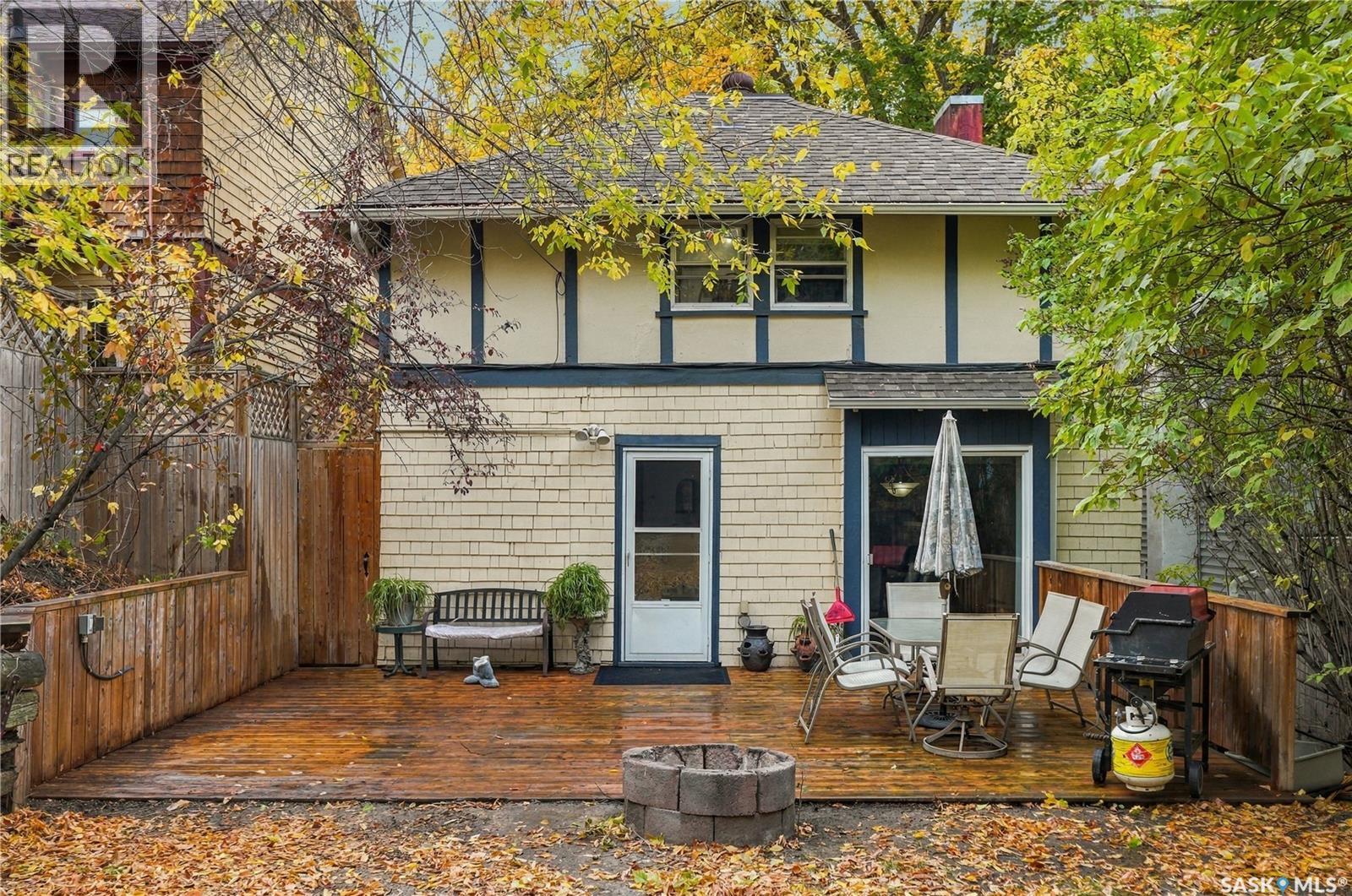 709 McPherson AVENUE - 44