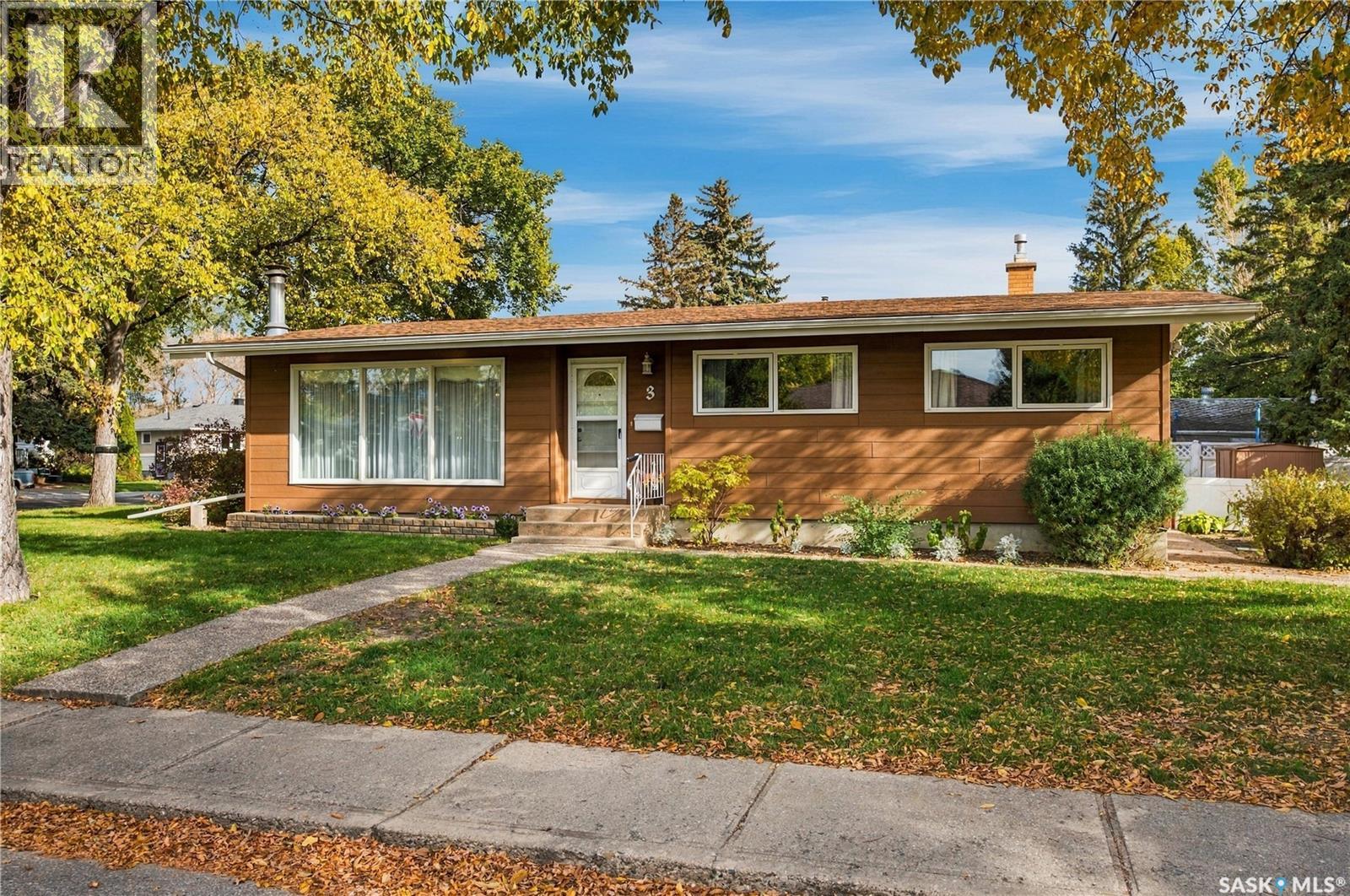 3 Johnstone STREET, Regina — photo 2