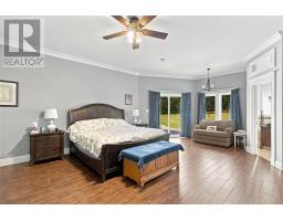 9 Shelburne Street thumbnail 11