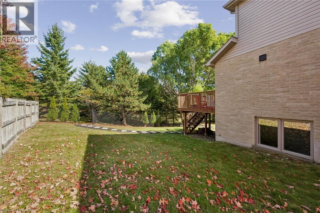 25 Amalia Crescent — photo 41