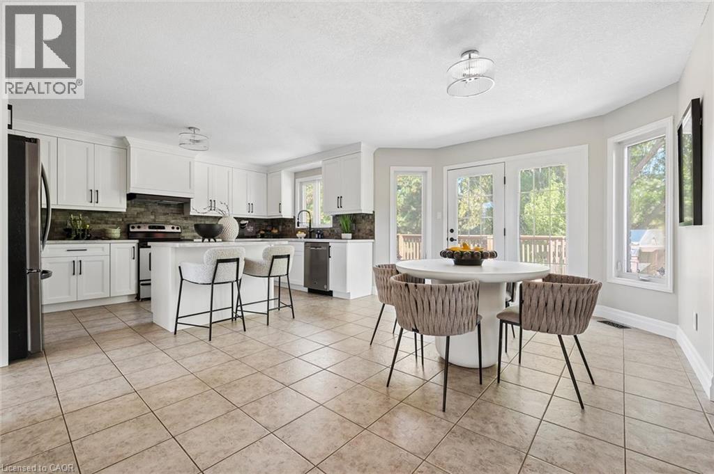 25 Amalia Crescent — photo 15