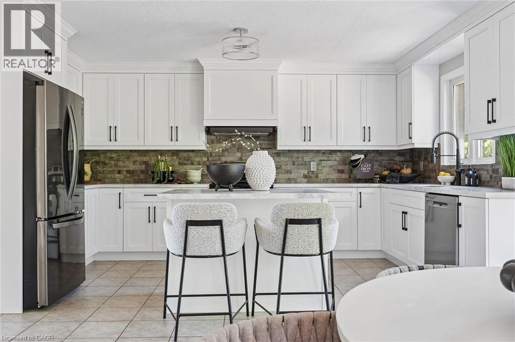 25 Amalia Crescent — photo 17
