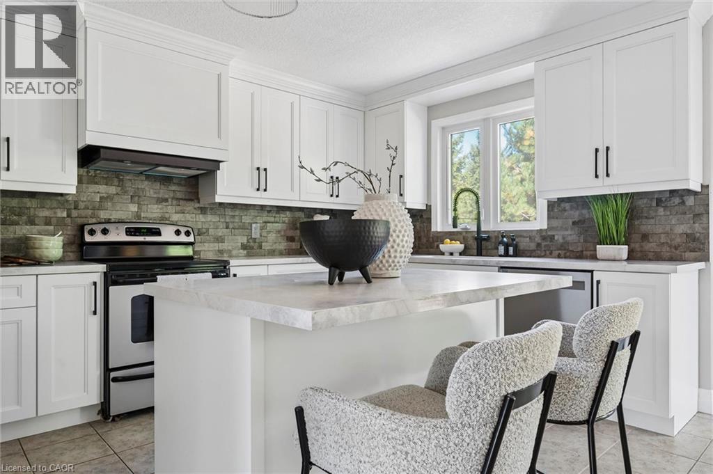 25 Amalia Crescent — photo 18