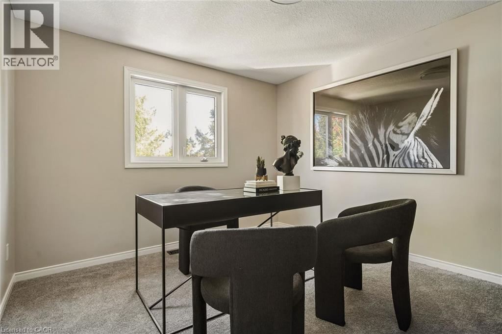 25 Amalia Crescent — photo 28
