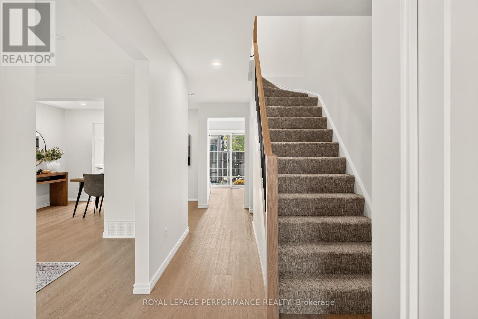 85 - 2111 Montreal Road