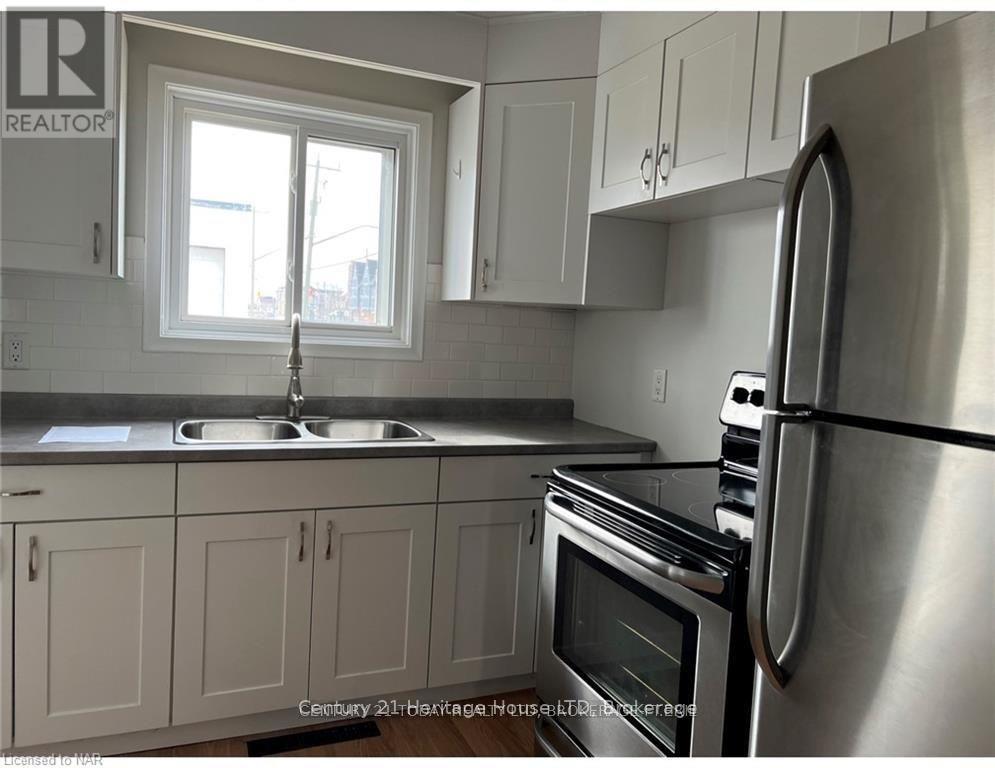 61 Phipps Street — photo 4