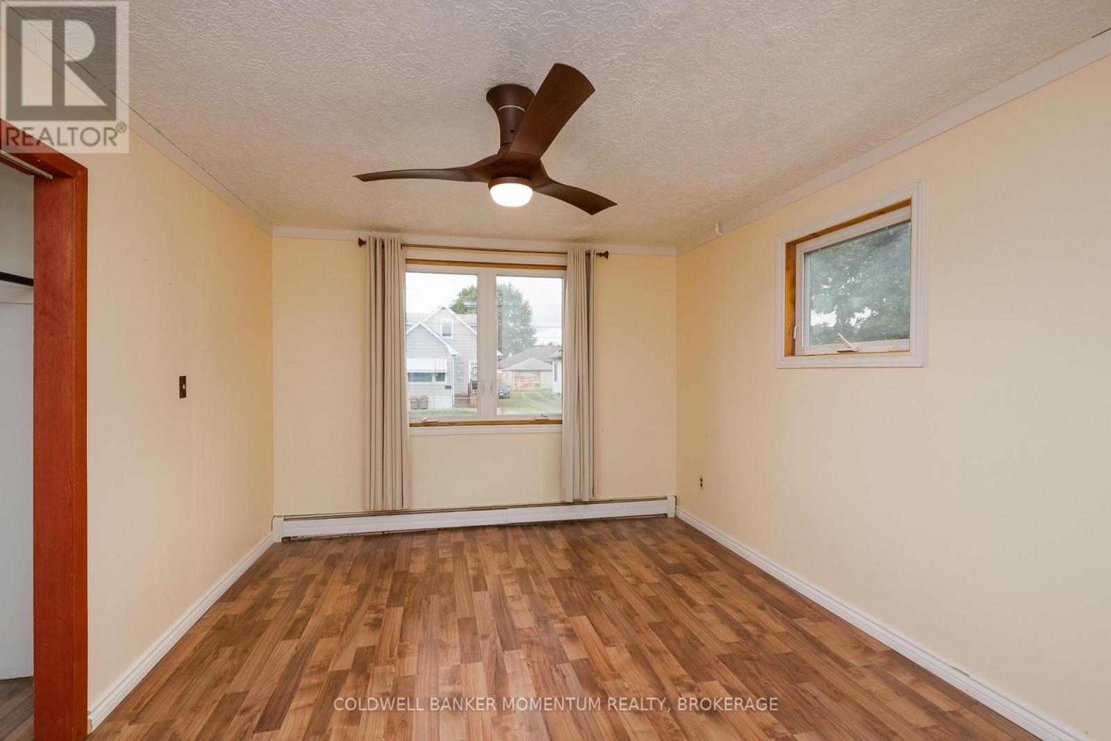 109 Santone Avenue — photo 14