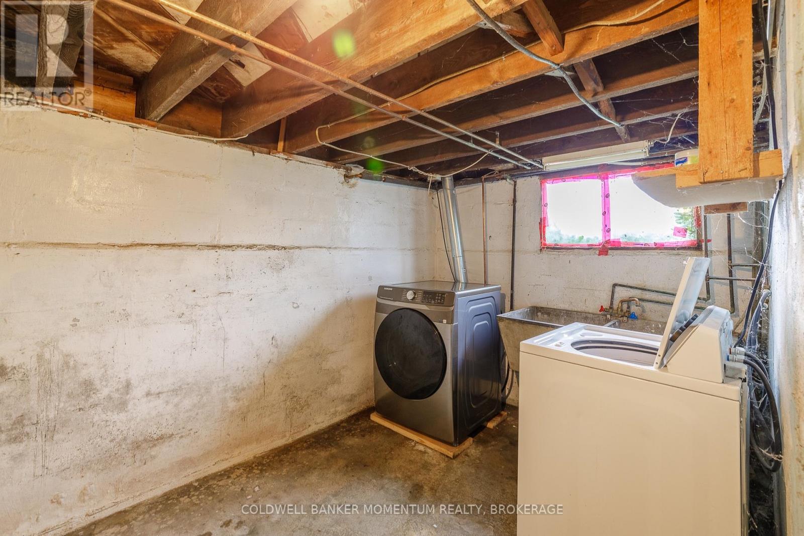 109 Santone Avenue — photo 21