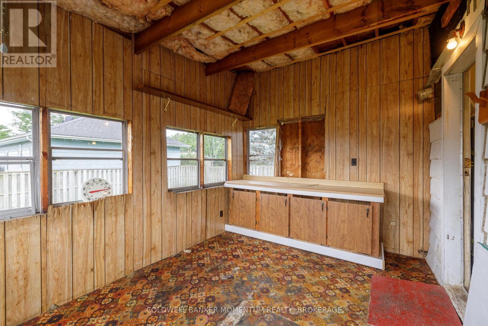 109 Santone Avenue — photo 23