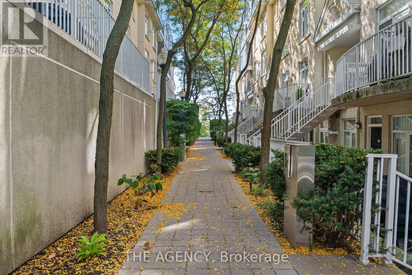 667- 38 Stadium Road, Toronto, ON photo 24
