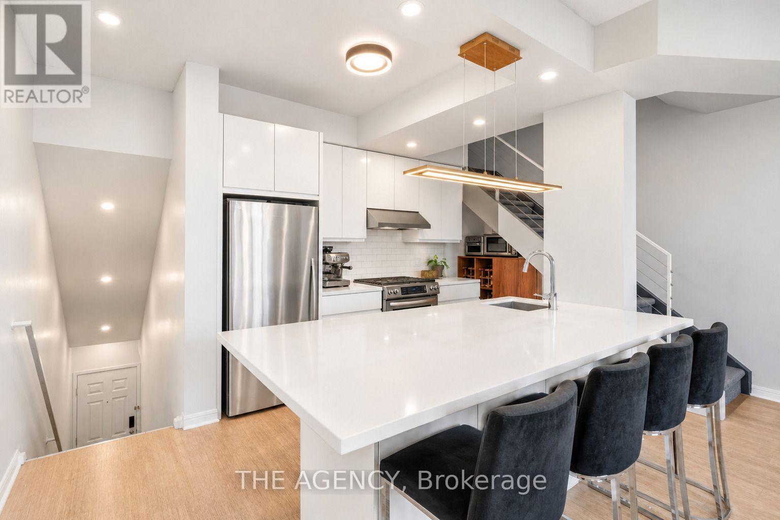 667- 38 Stadium Road, Toronto, ON photo 5