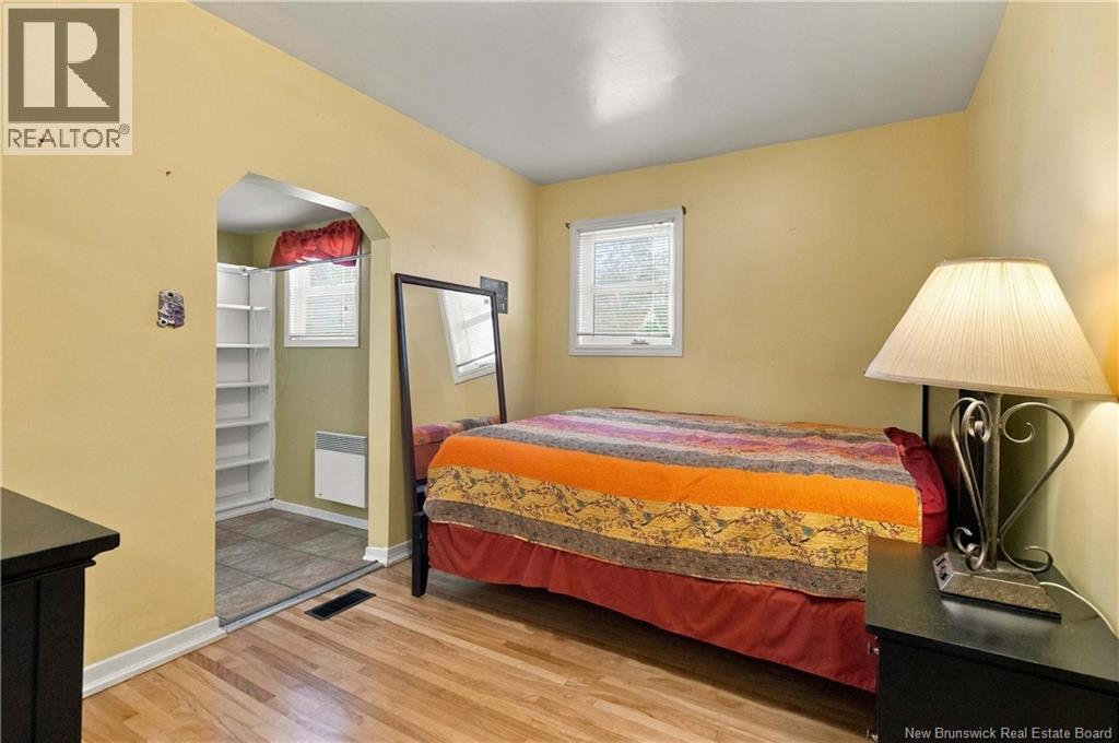 18 Lynwood Drive - 22