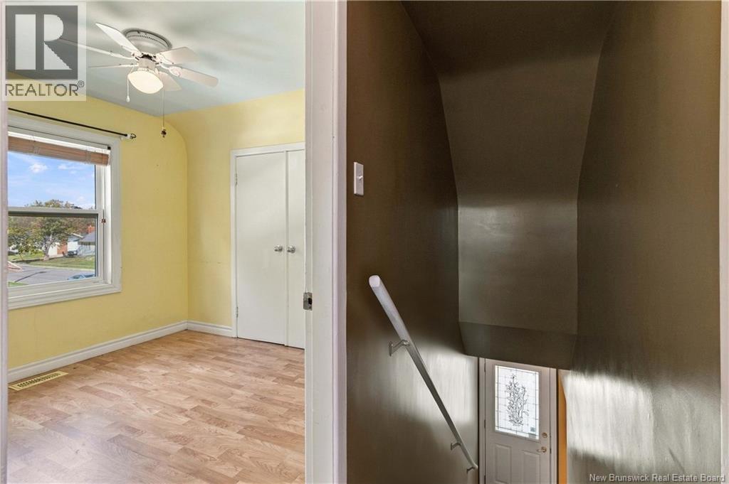 18 Lynwood Drive - 27