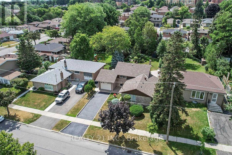 25 Knowlton Drive South — photo 17