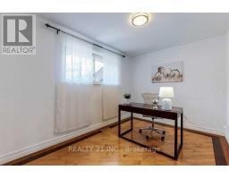 25 Knowlton Drive S, Toronto, ON M1M2G8 Photo 11