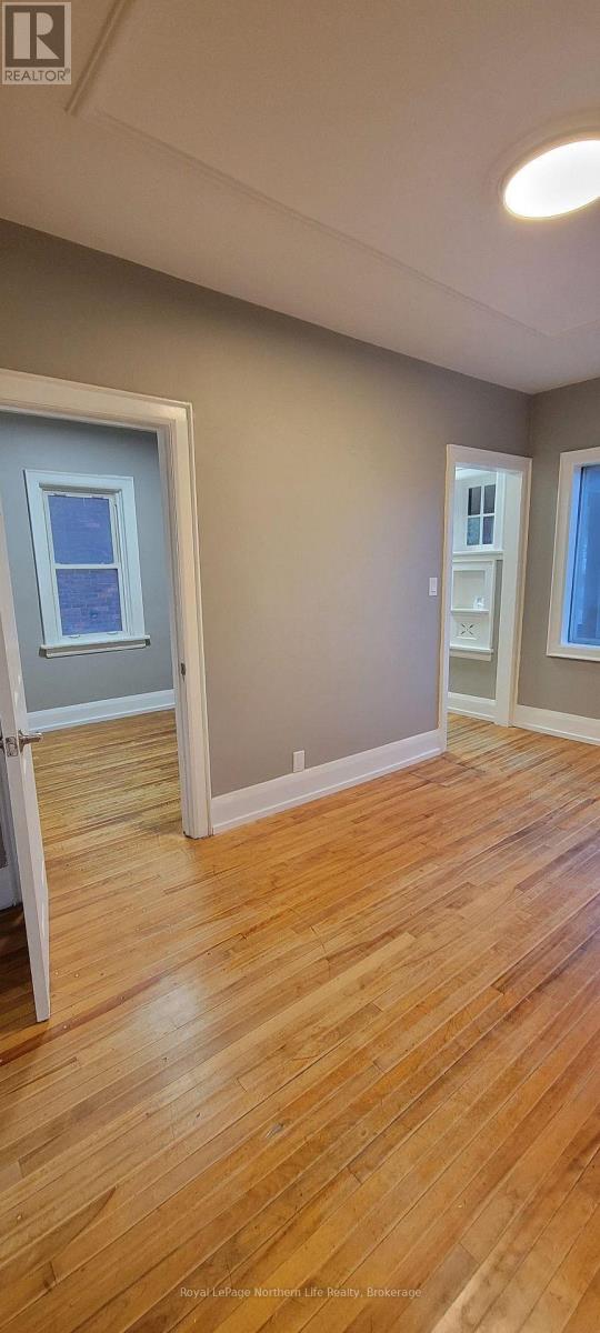 841 Worthington Street East — photo 16