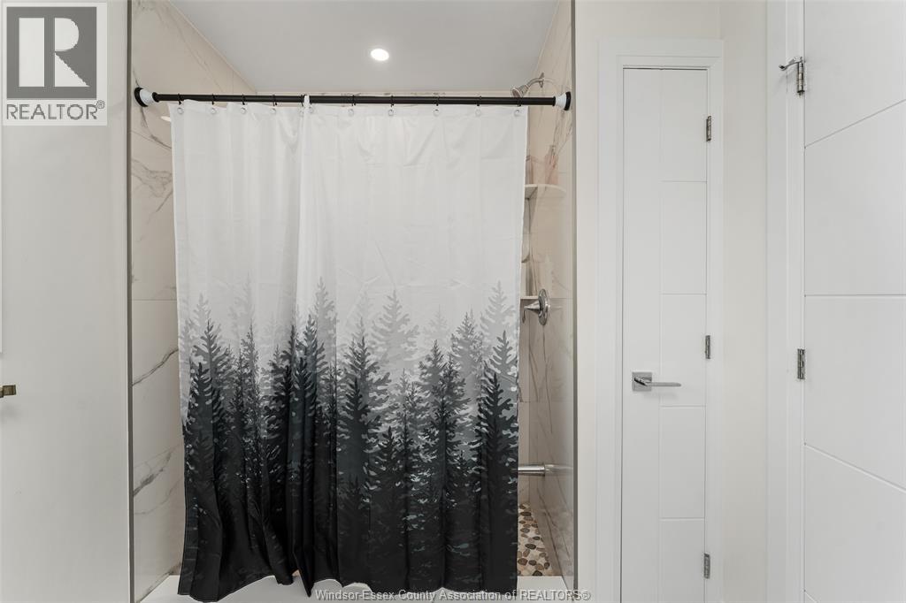 311 BENSON COURT - 34